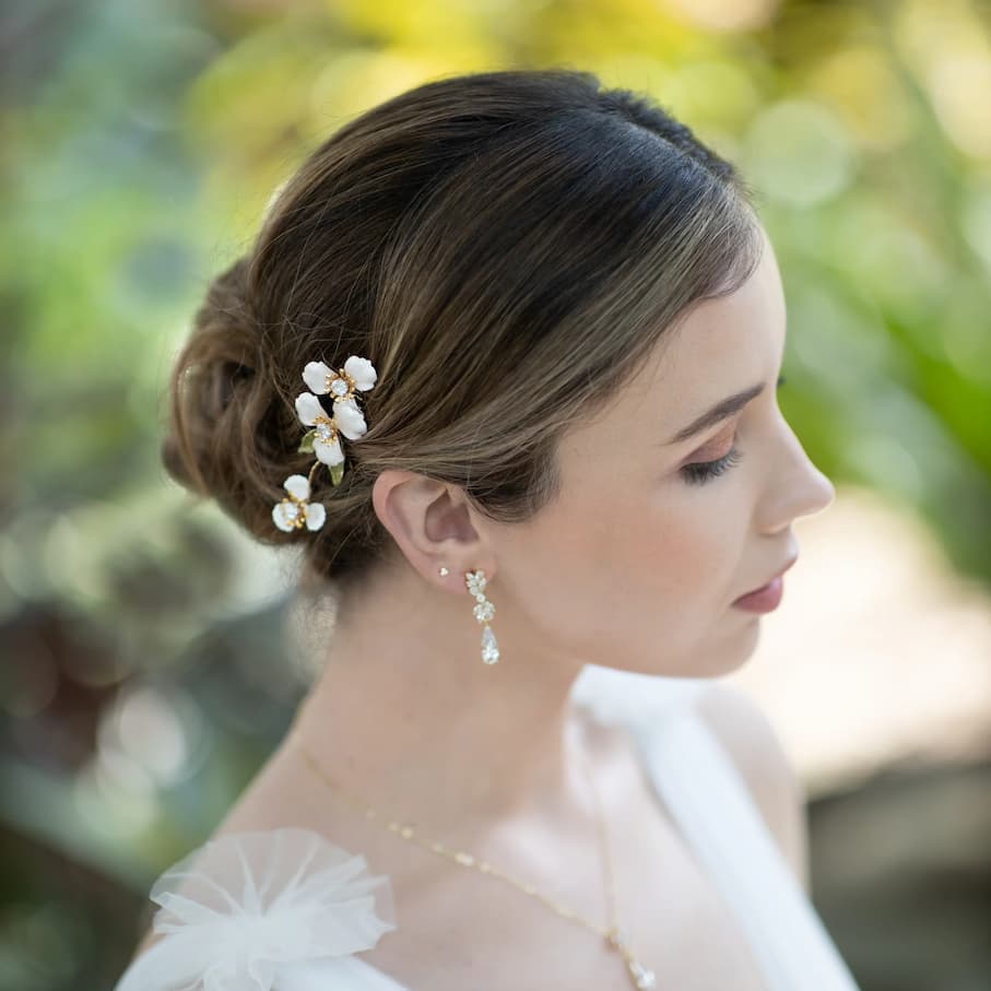 Wedding Earrings: The Finishing Touch of the Bridal Ensemble
